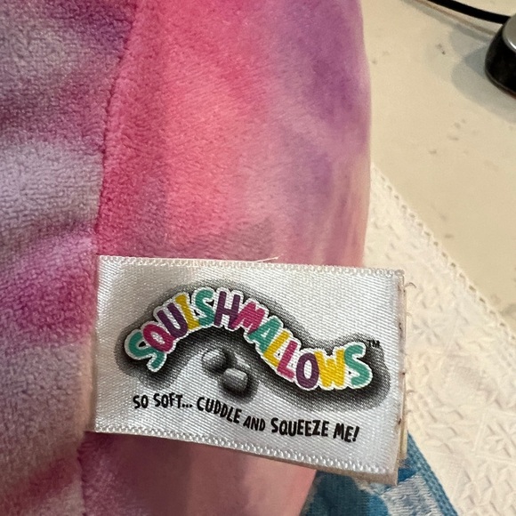 Squishmallows Lola the Unicorn Tie Dye Valentine Plush by Kelly Toys - Picture 6 of 10